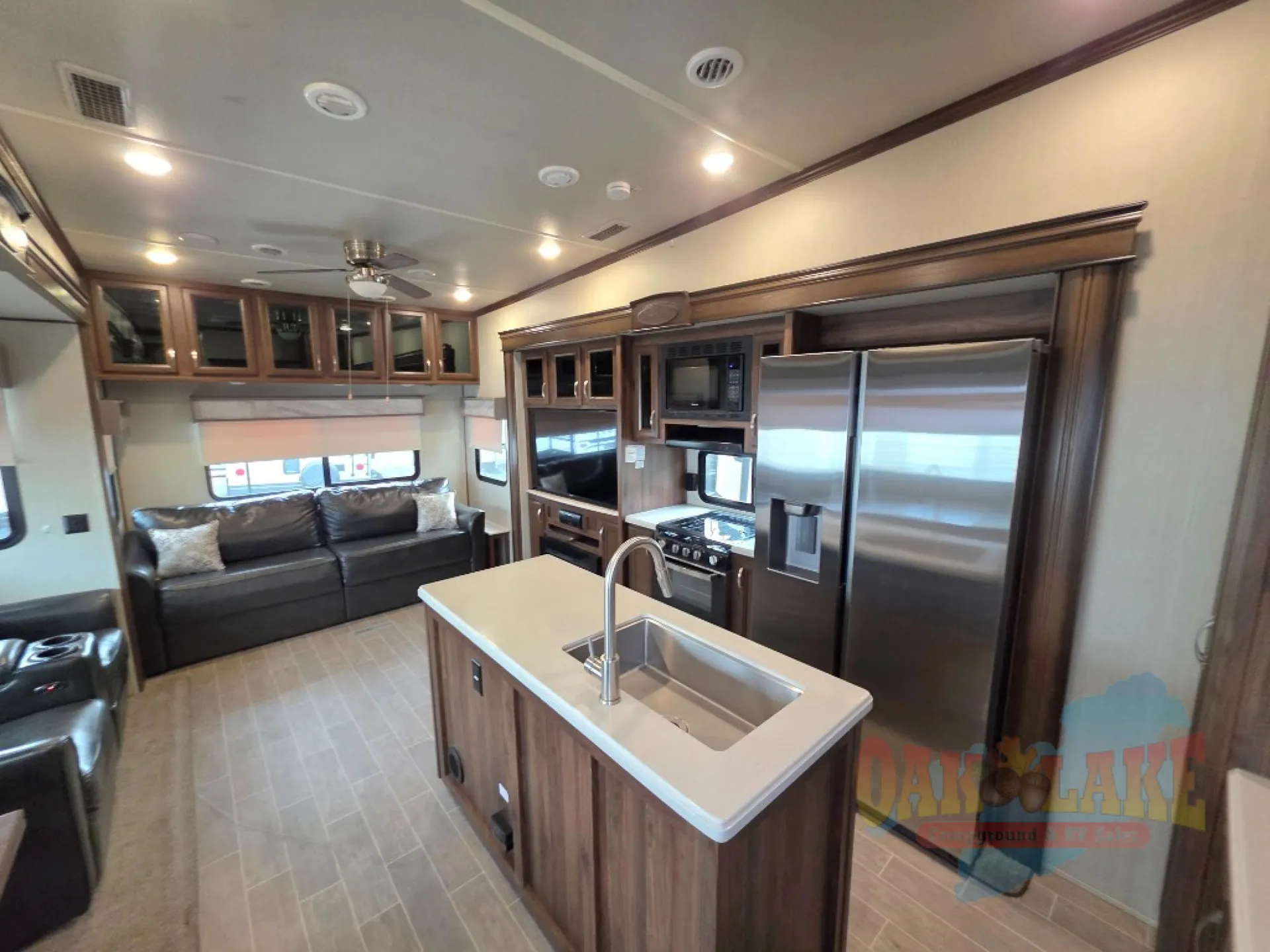 2020 Palomino Columbus 329DVC - Photo 4