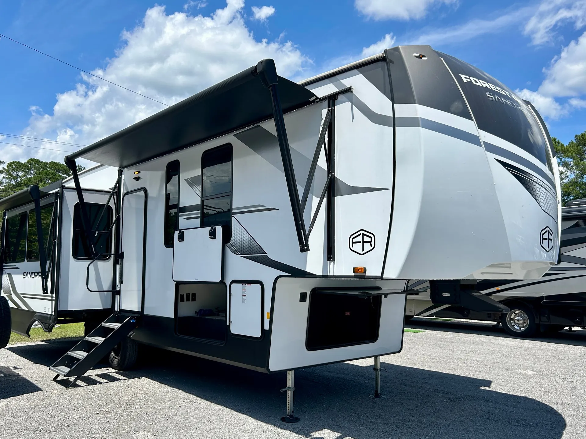 2025 Forest River Sandpiper 3370RLS - Photo 2