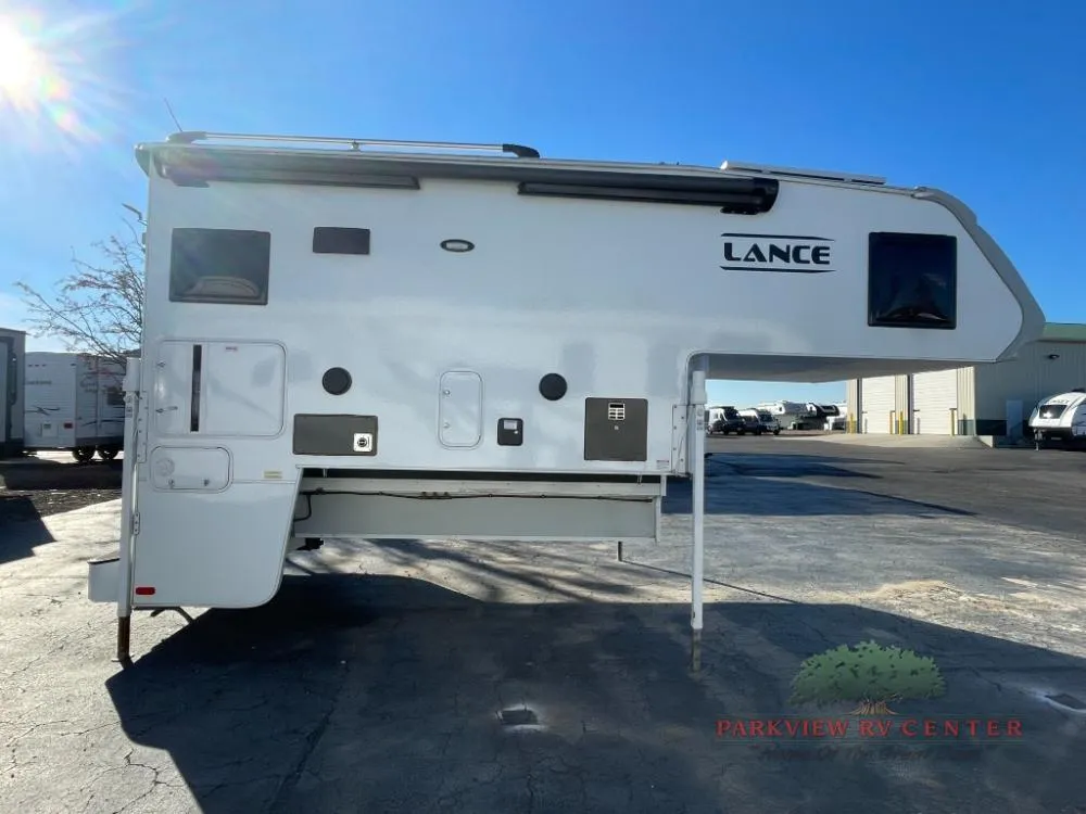2022 Lance Lance Truck Campers 975 - Photo 2