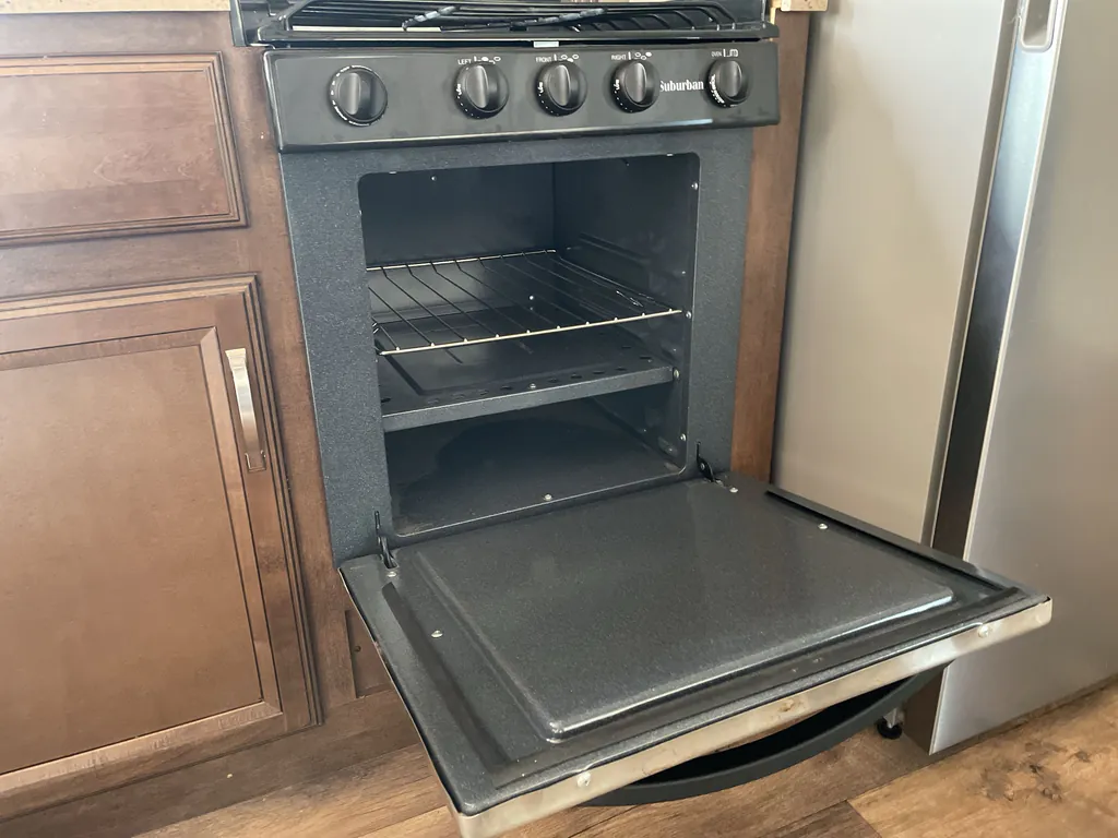 2017 Forest River Salem Villa 4002Q, Photos photo 11