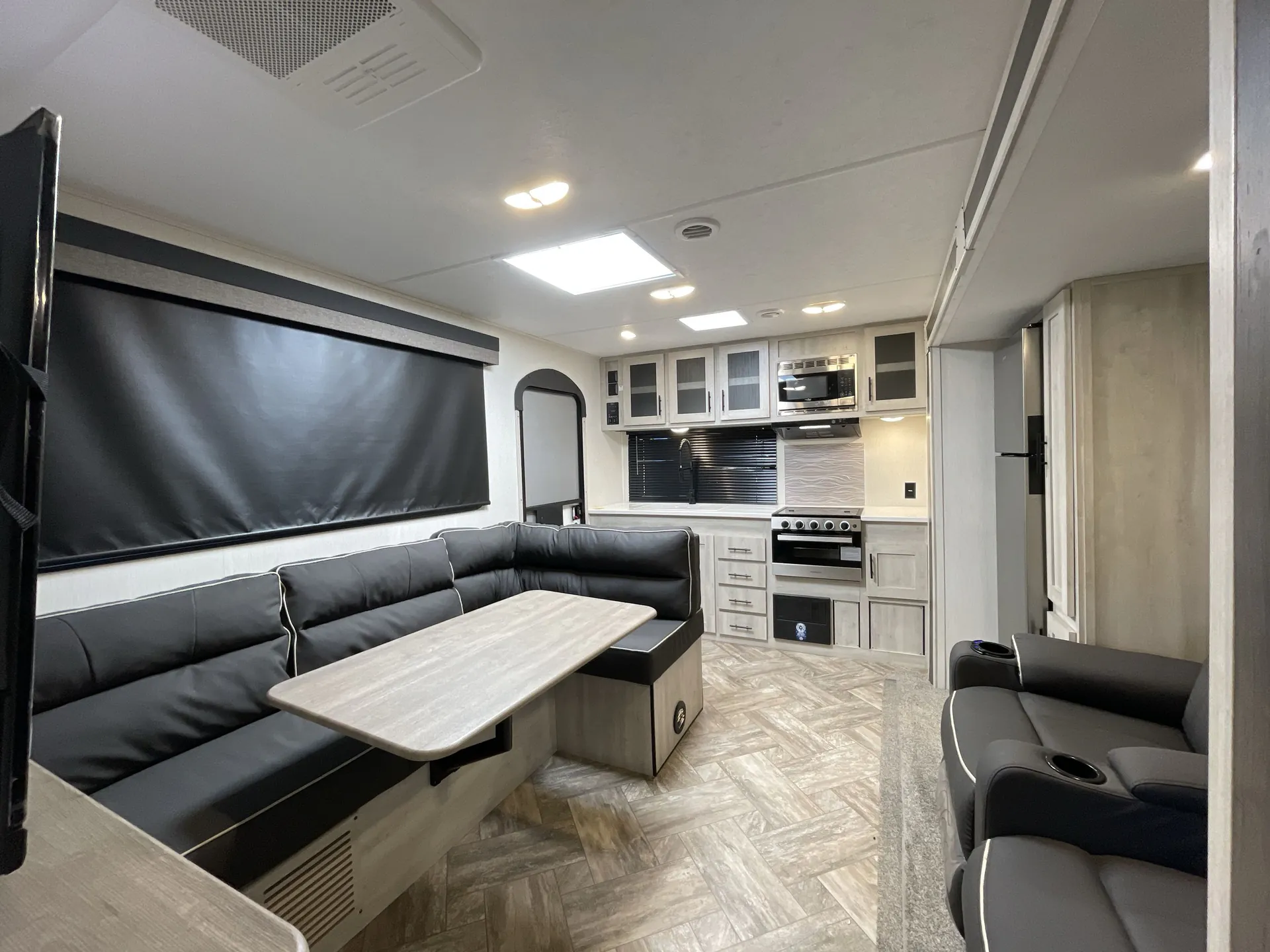 2024 Forest River Wildcat 248RKX — living area main
