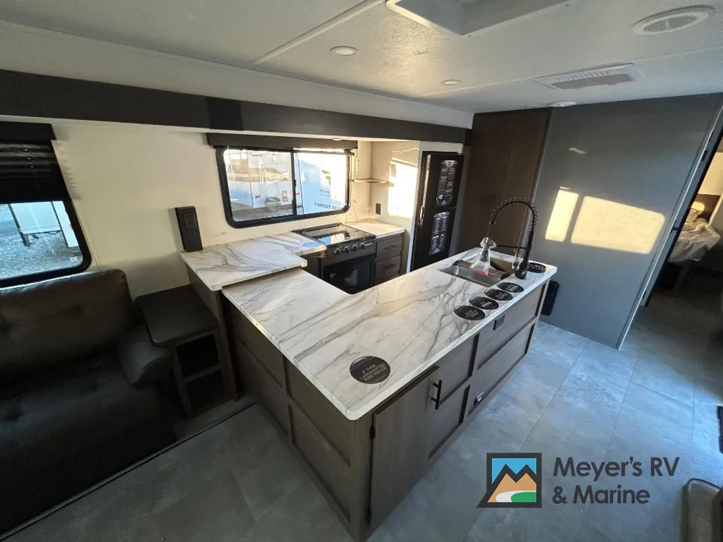 2027 Forest River Tracer 286RL, Photos photo 11