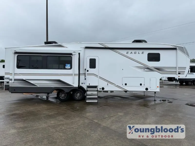 2027 Jayco Eagle 335LSTS - Photo 3