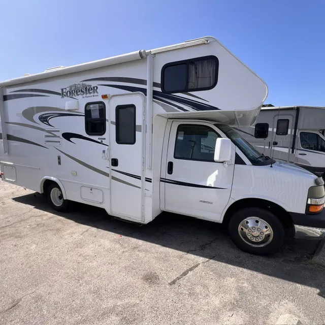 2014 Forest River Forester 2251SLE - Photo 3