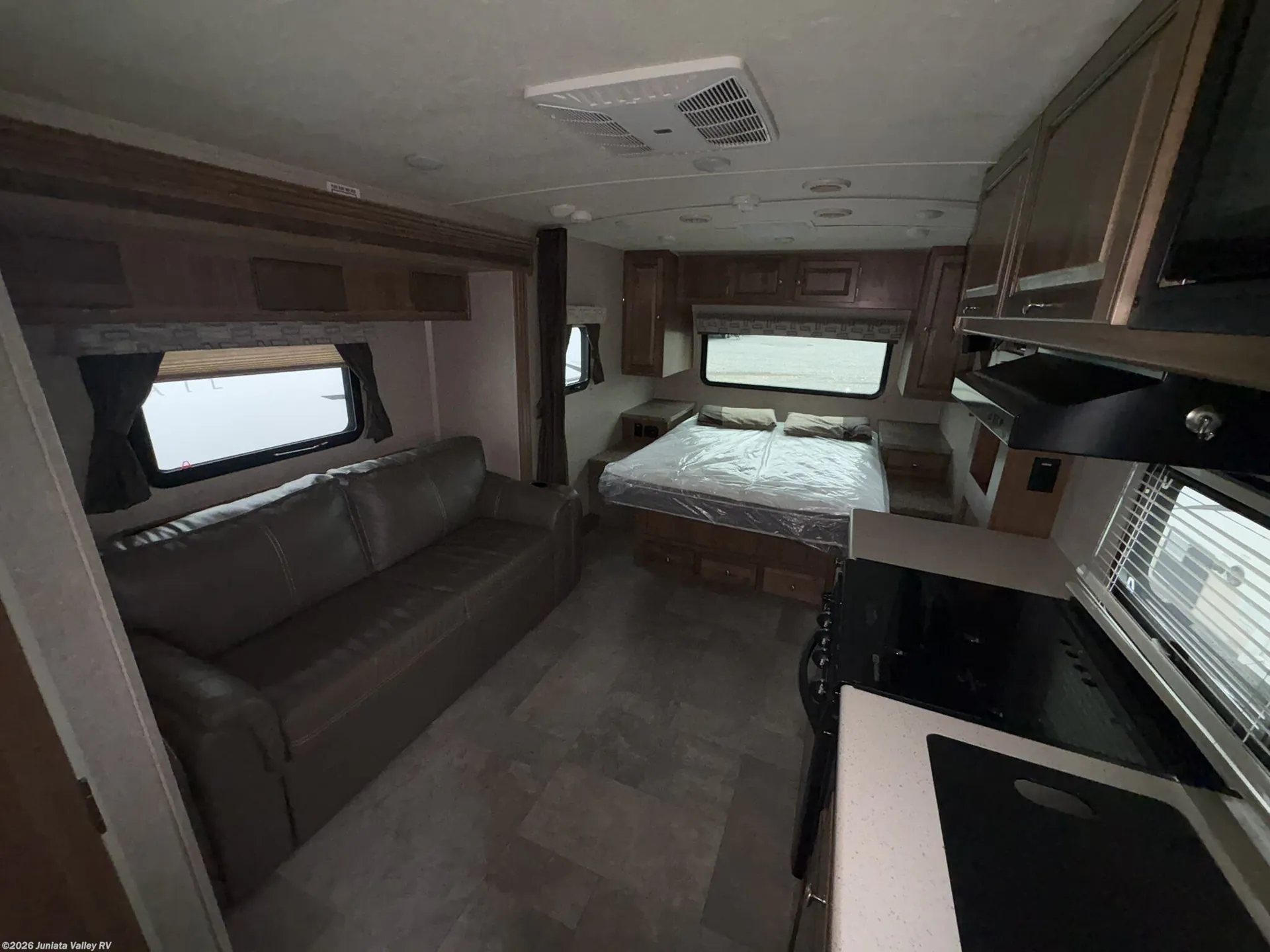 2019 Forest River Flagstaff Micro Lite 21FBRS — Photo 7
