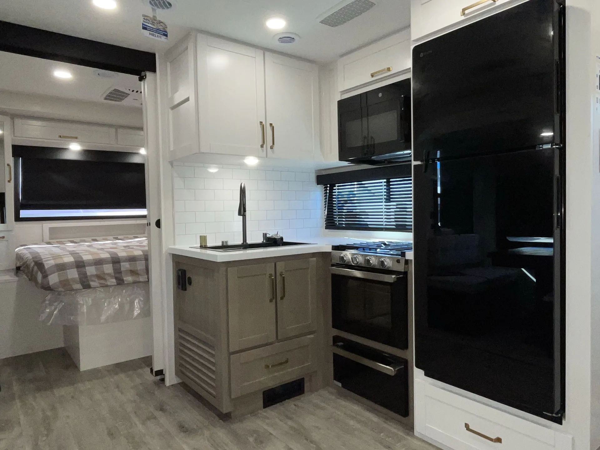 2026 Jayco Eagle Ht 275RBCS — living area main
