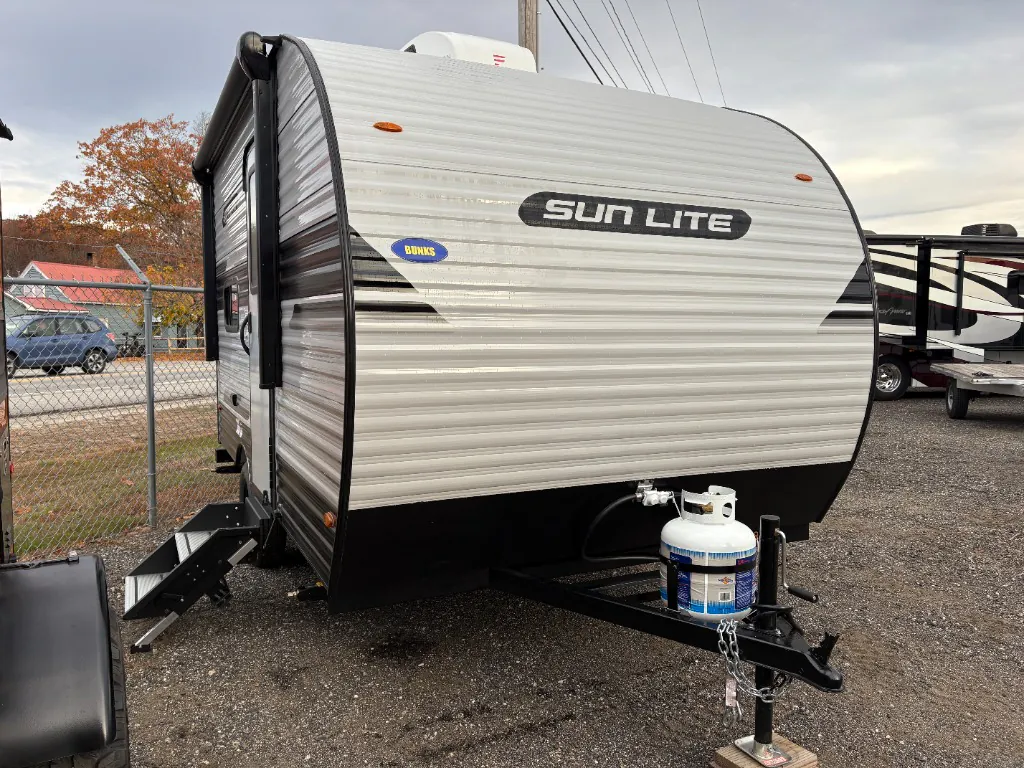 2026 Sunset Park RV Sun Lite LTD 13BH - Photo 2