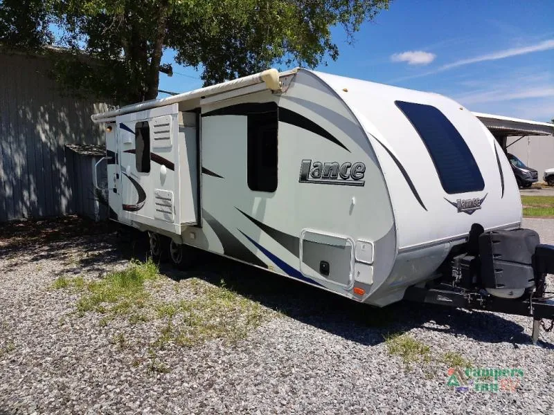2017 Lance Lance Travel Trailers 2155 - Photo 2