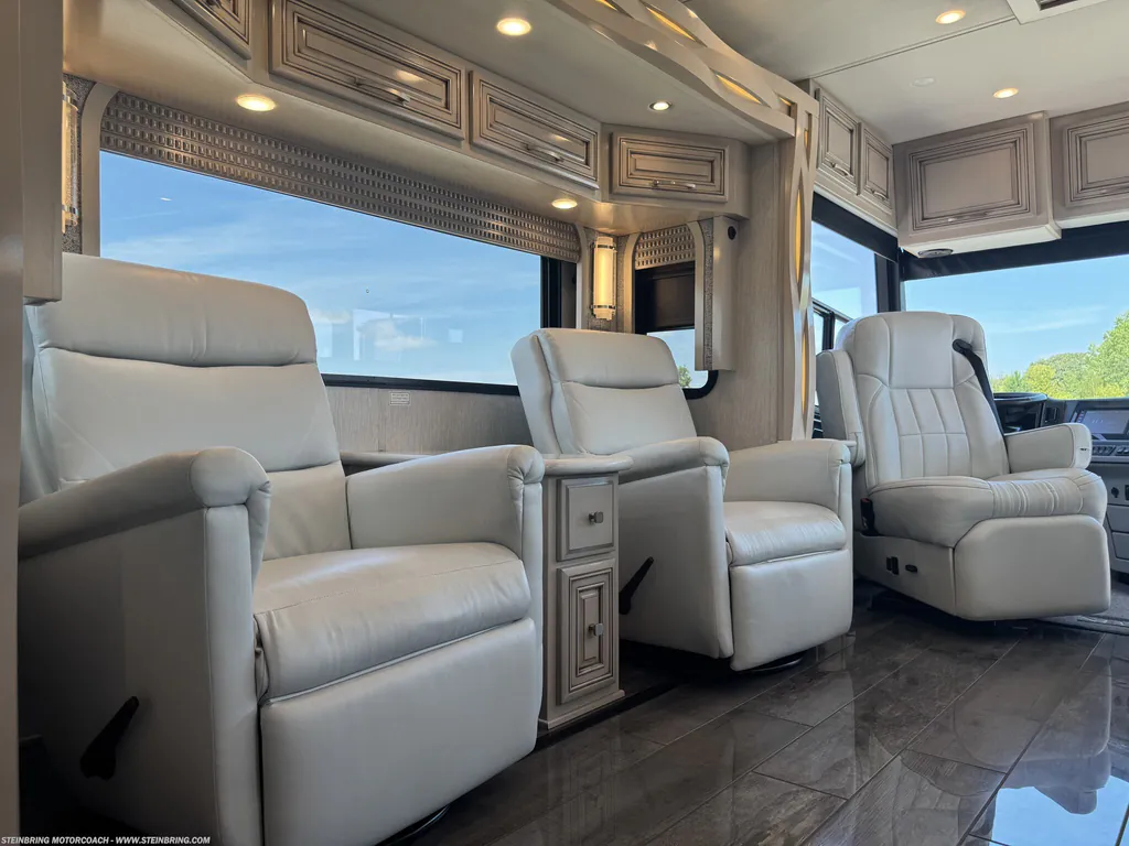 2021 Newmar New Aire 3543, Photos photo 8