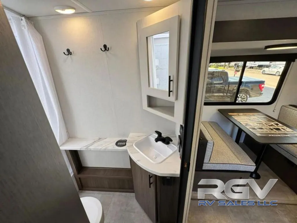 2027 Forest River Tracer 275BH, Photos photo 24