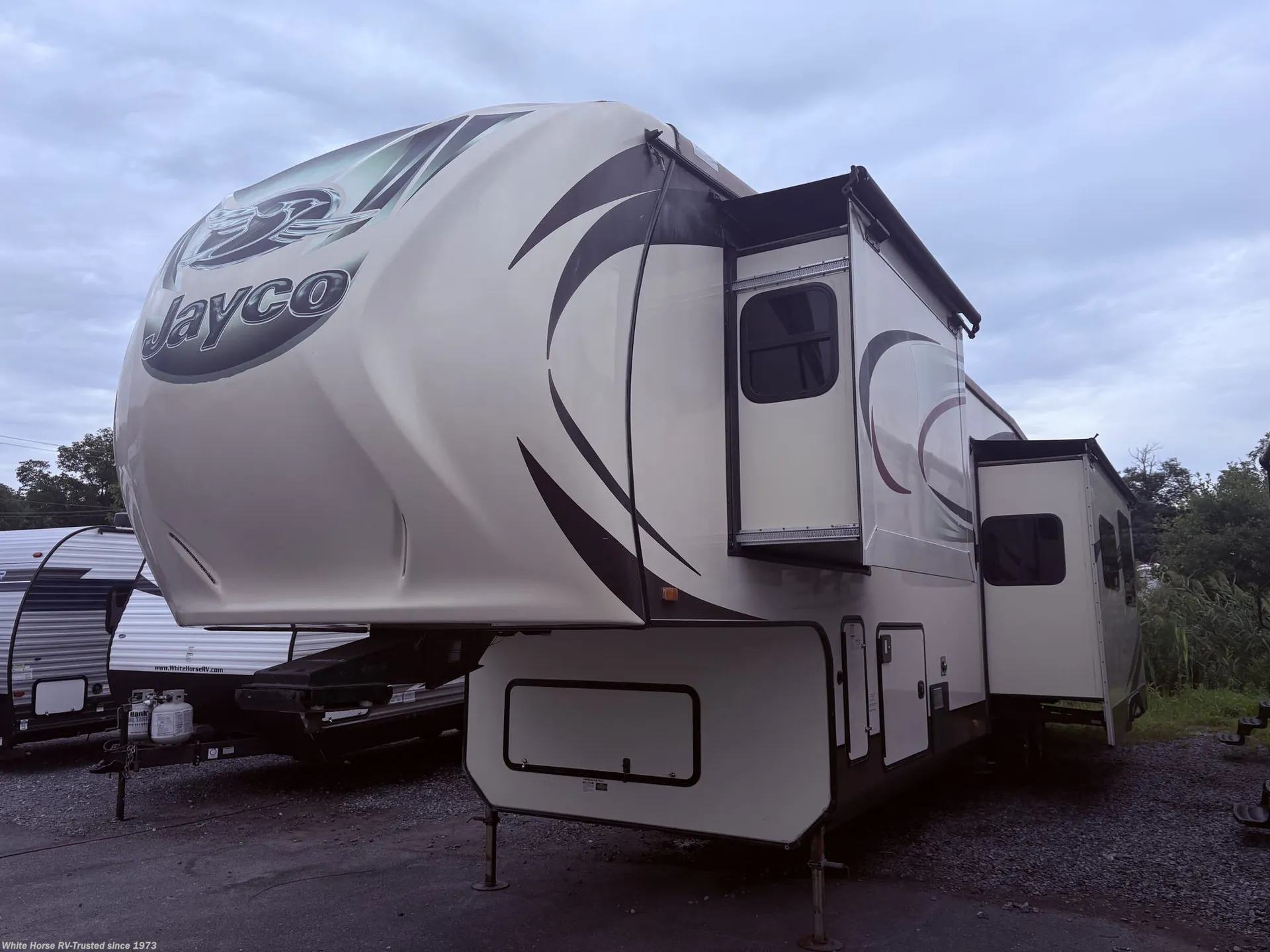 2015 Jayco Eagle Premier 375BHFS - Photo 2