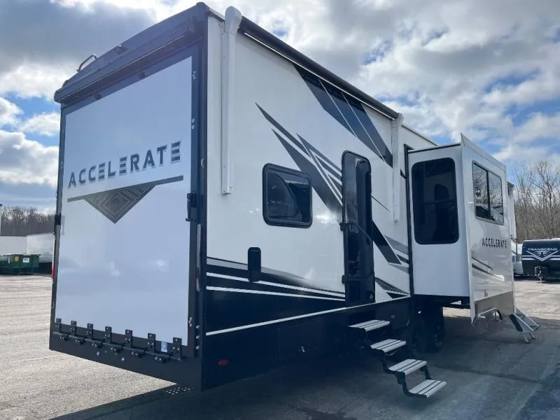 2026 KZ Accelerate 3311A - Photo 3