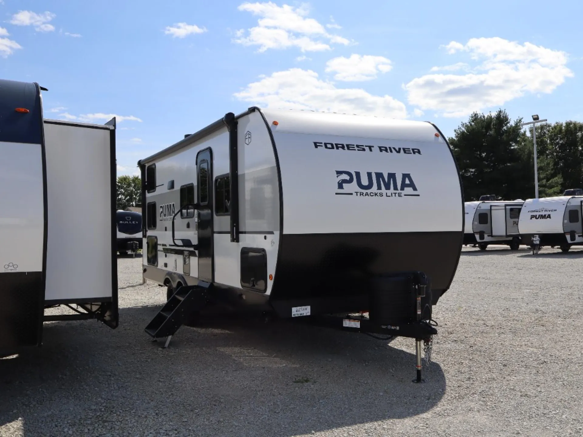 2027 Forest River Puma Tracks Lite 235BH - Photo 3
