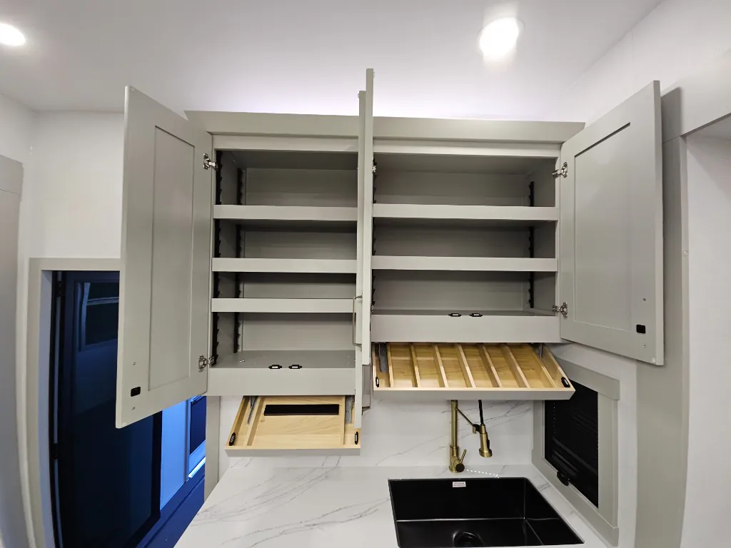 2026 Brinkley Model G 3950, Kitchen photo 9