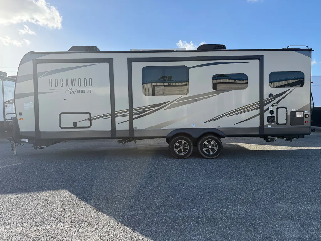 2022 Forest River Rockwood Ultra Lite 2614BS, Photos photo 33