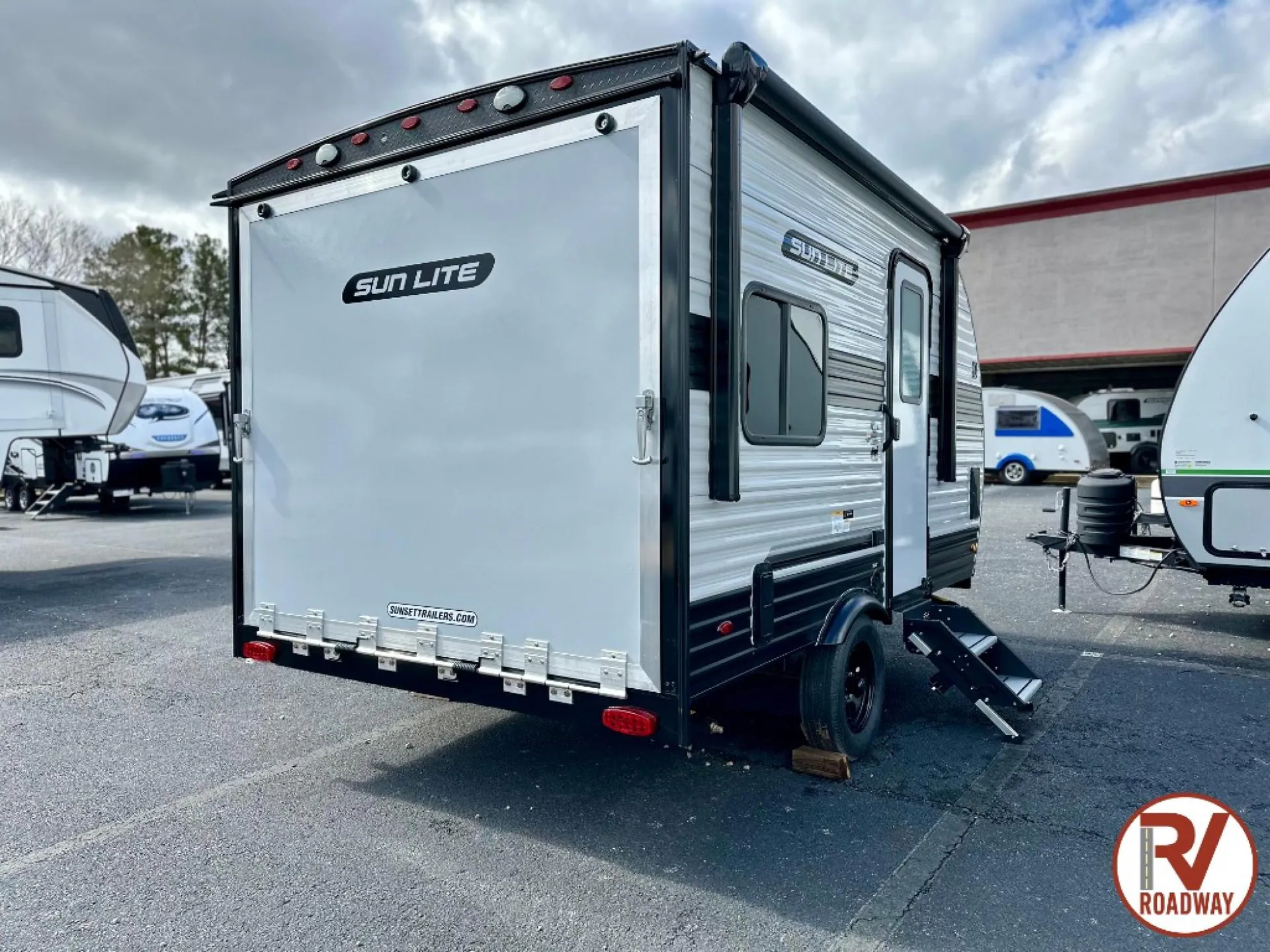 2025 Sunset Park RV Sun Lite 14TH - Photo 4