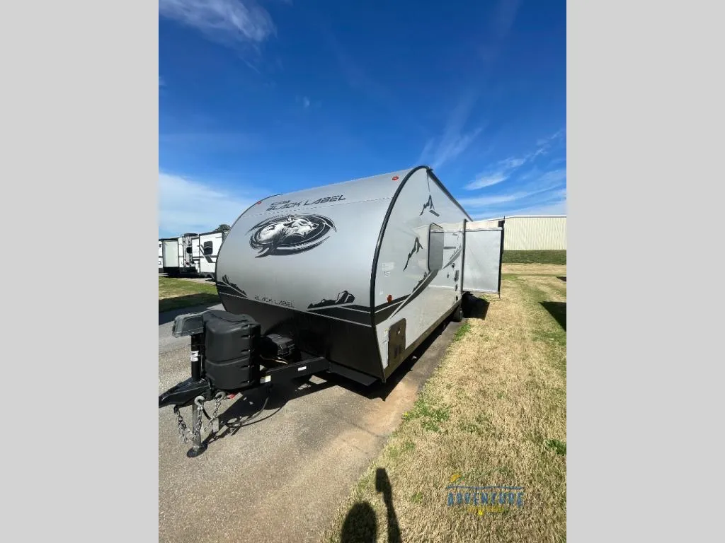 2023 Forest River Cherokee Grey Wolf Black Label 23MKBL - Photo 3