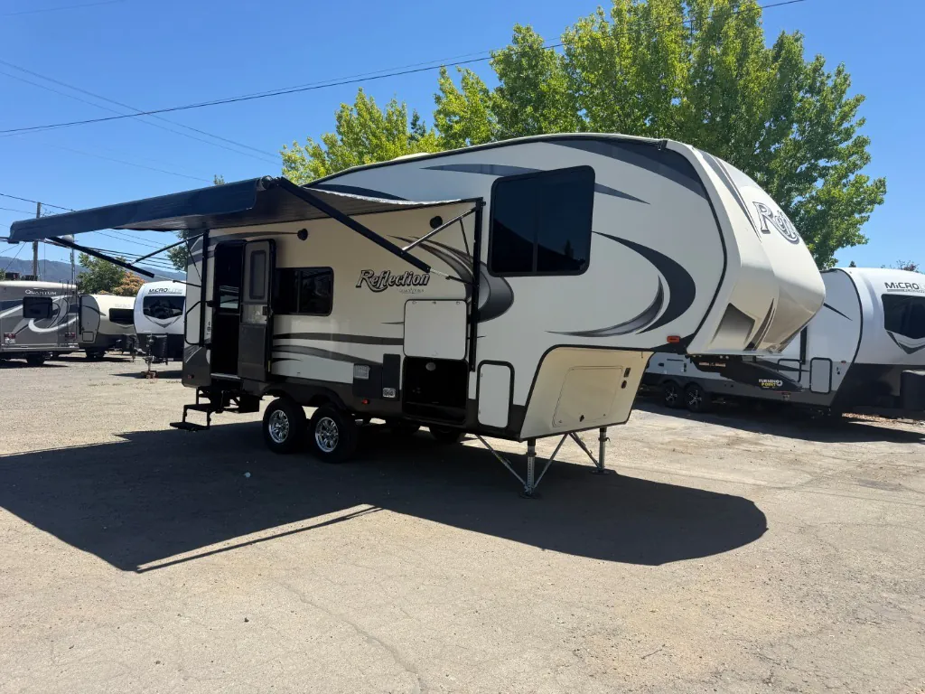 2018 Grand Design Reflection 150 Series 220RK - Photo 2