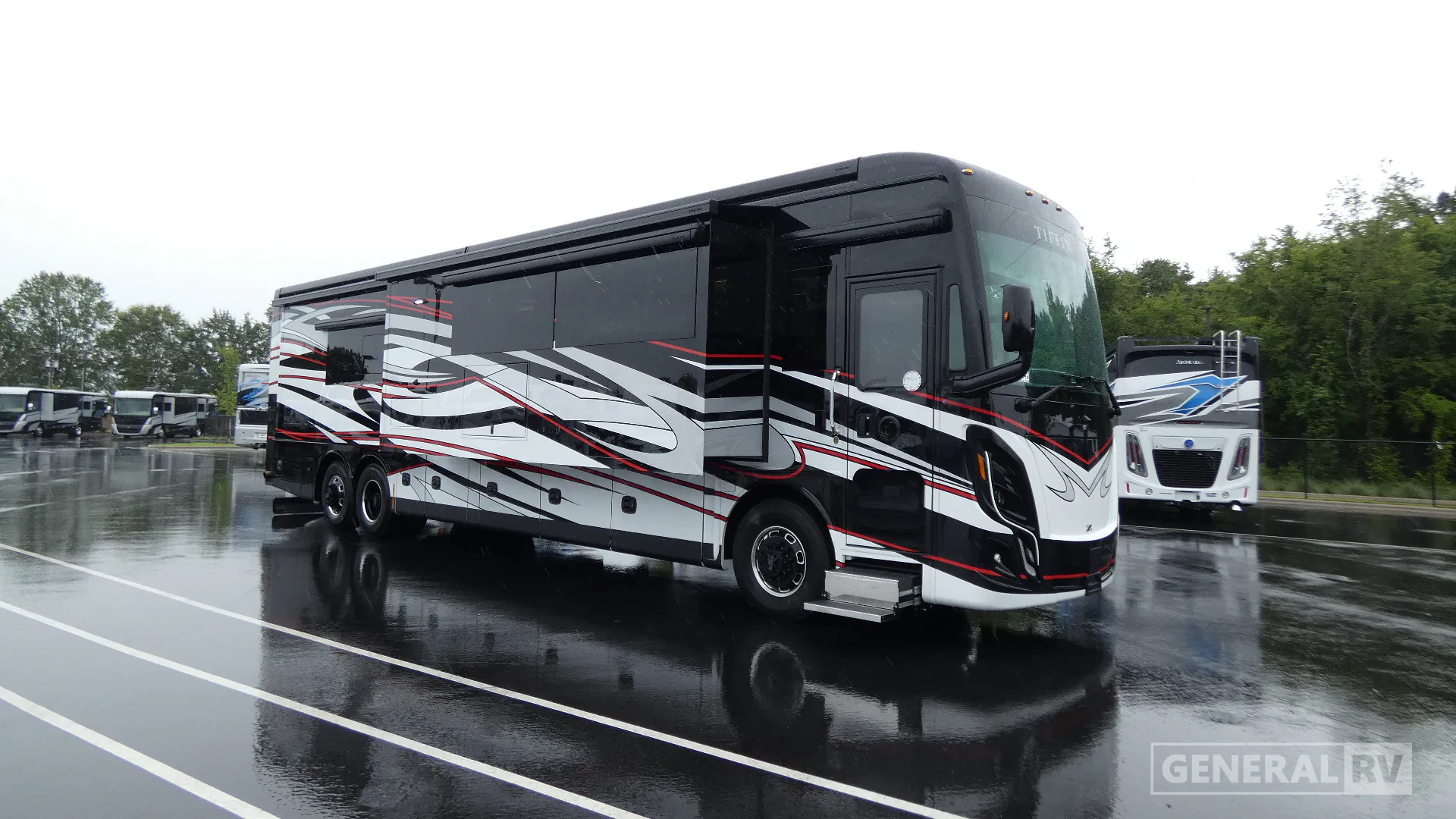 2026 Tiffin Zephyr 45 PZ