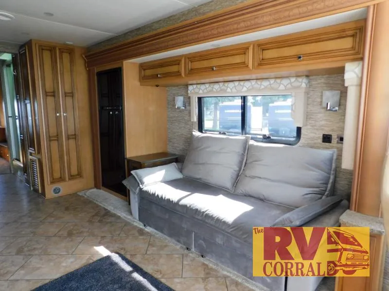 2016 Newmar Bay Star Used    3227 - Photo 4