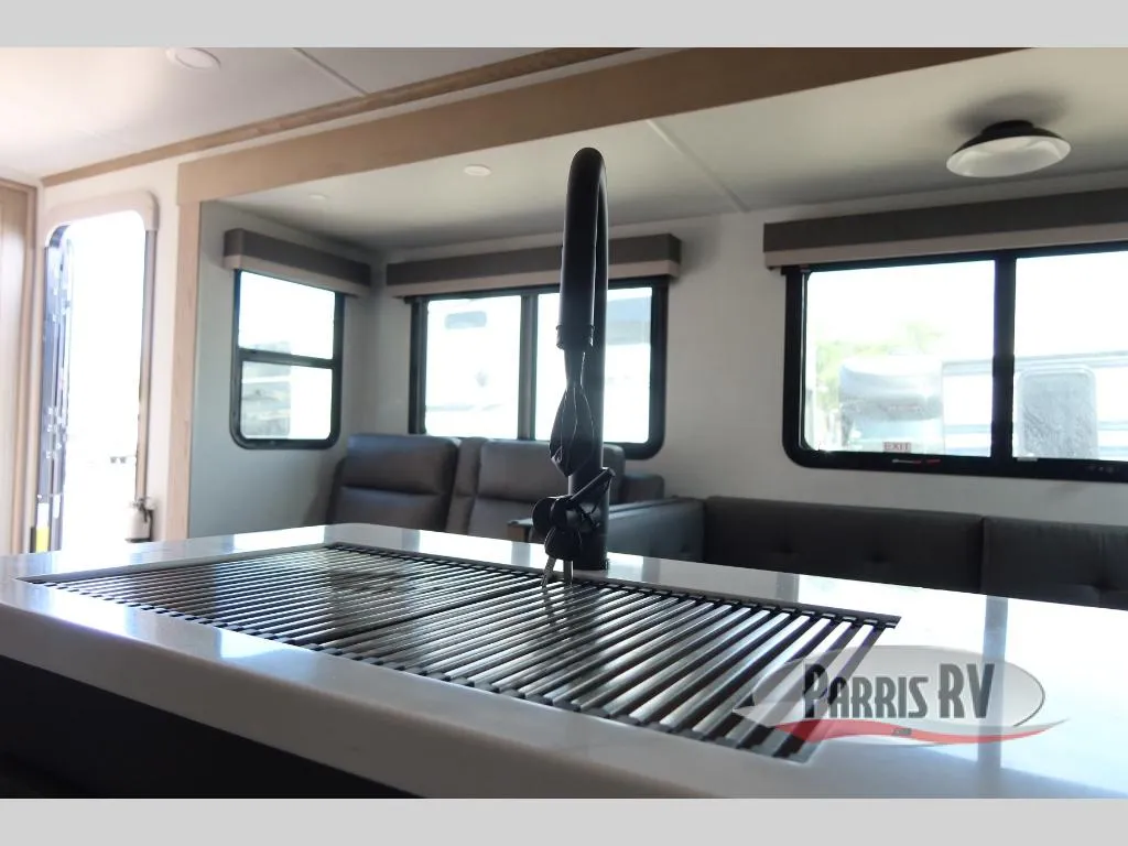 2026 Forest River Rockwood Signature 8336BH - Photo 4