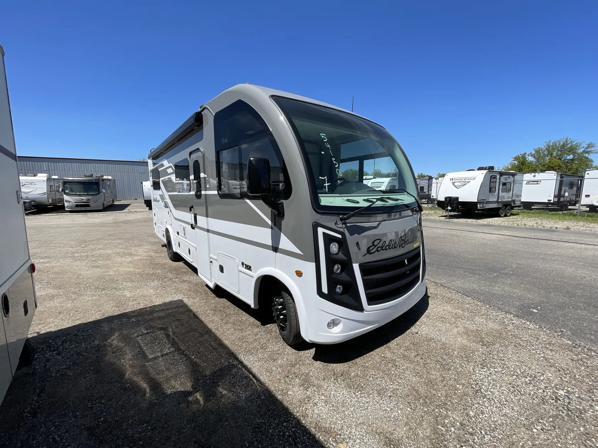 2027 Thor Motor Coach Freedom Eddie Bauer EB26 - Photo 2