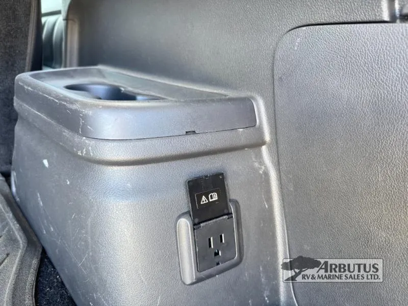 2019 Outlander SE PHEV - Photo 4