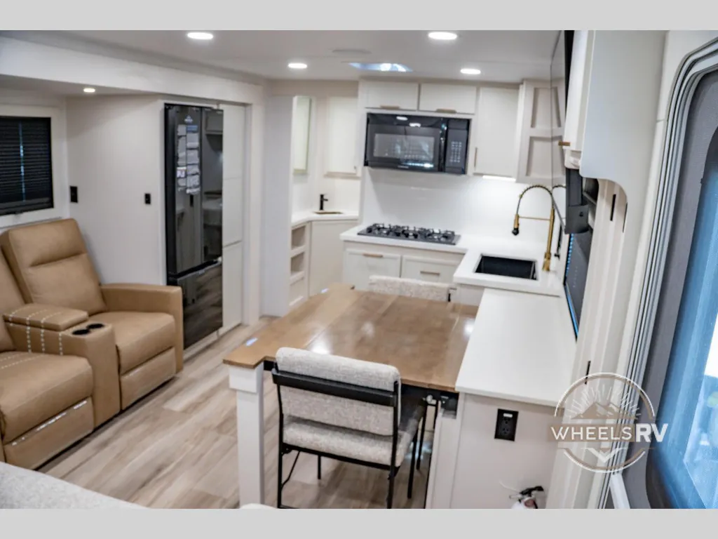 2027 Brinkley Model I 294, Photos photo 39
