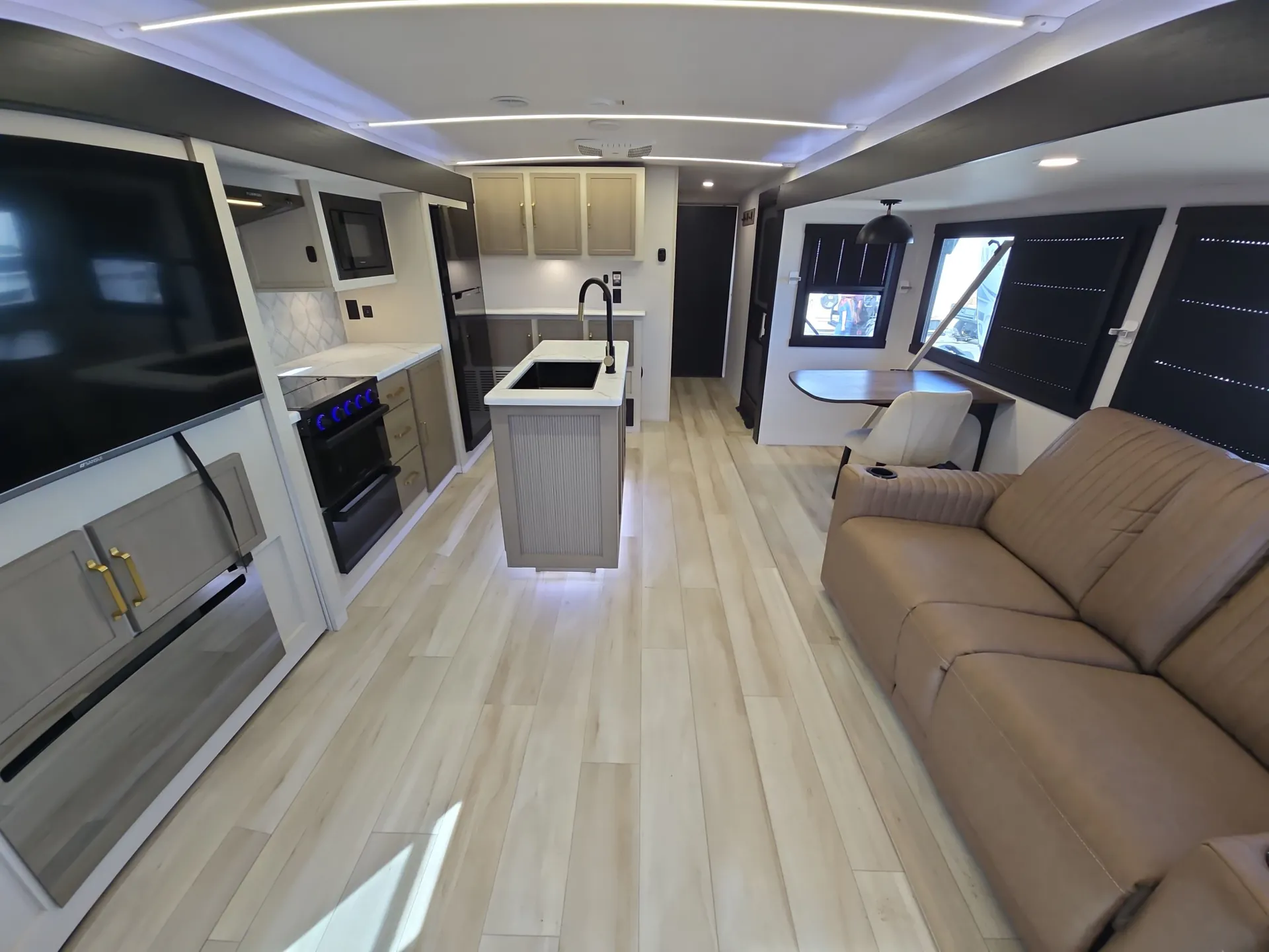 2025 Forest River Salem Hemisphere 271RL — living area main