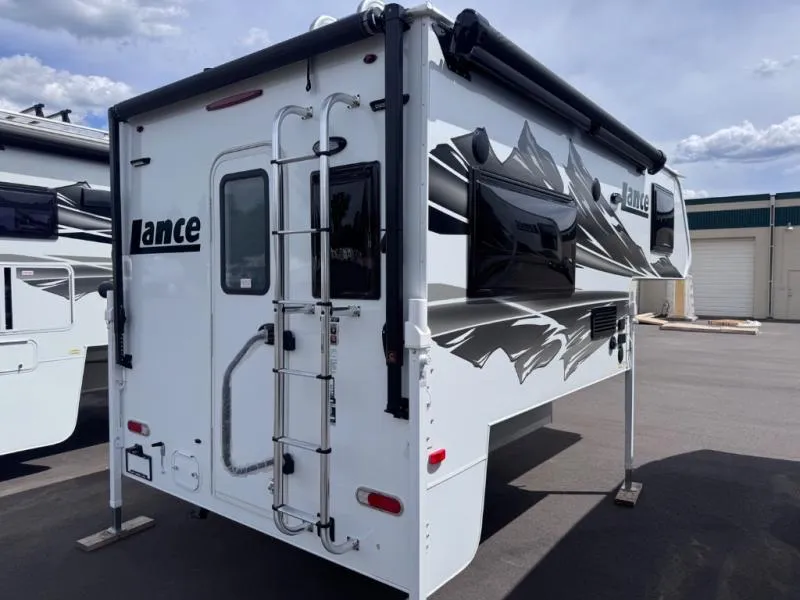 2027 Lance Lance Truck Campers New    850 - Photo 2