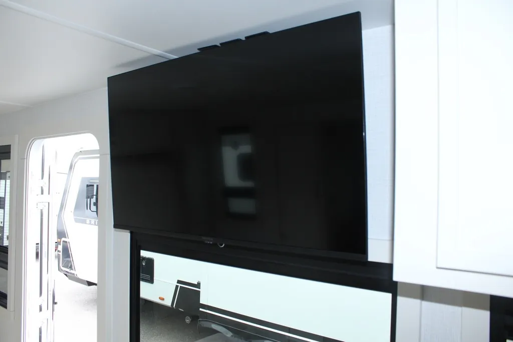 2026 Brinkley Model Ix 20X, Photos photo 18