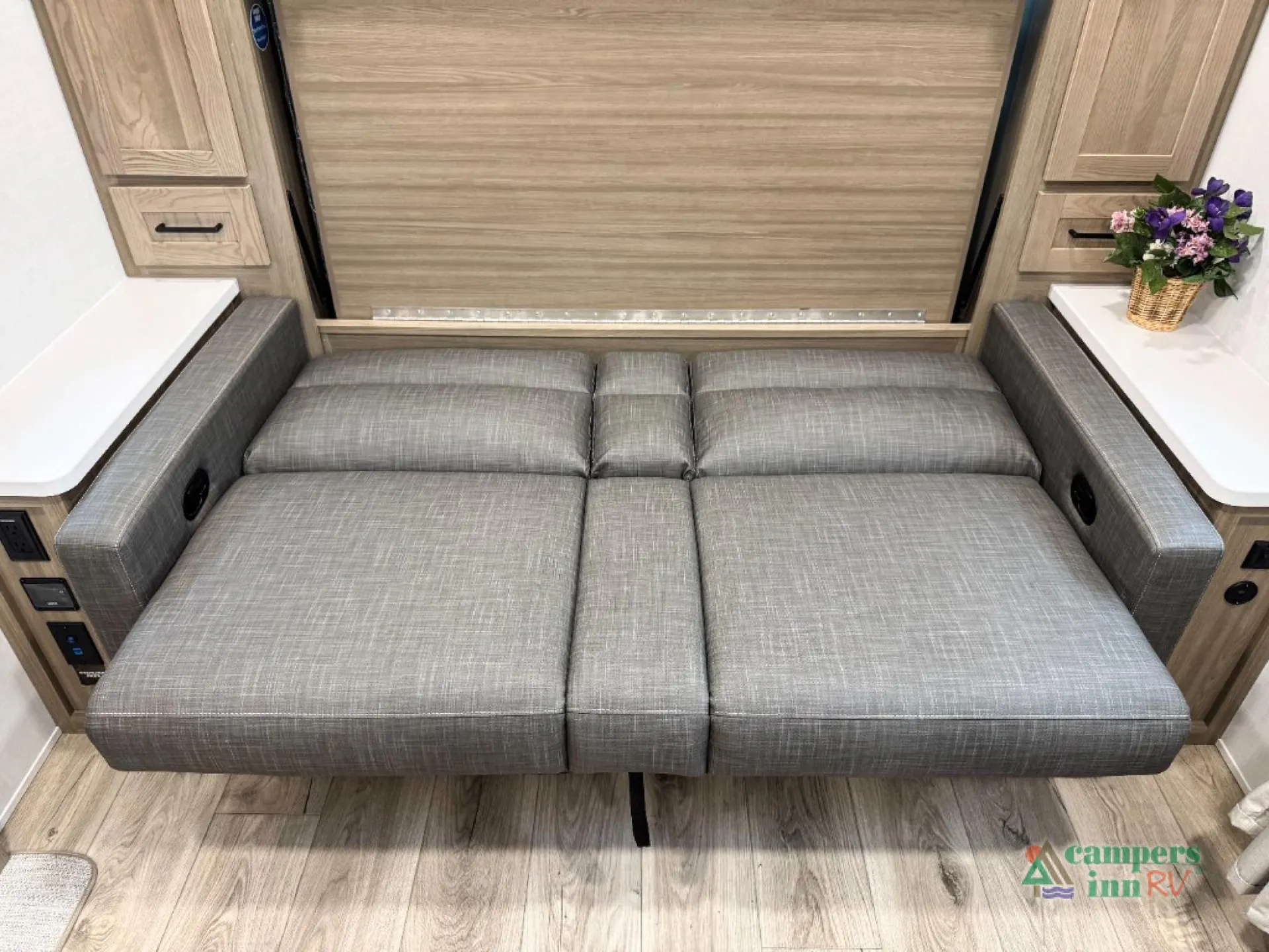 2027 Forest River Rockwood Mini Lite 2509S - Photo 3