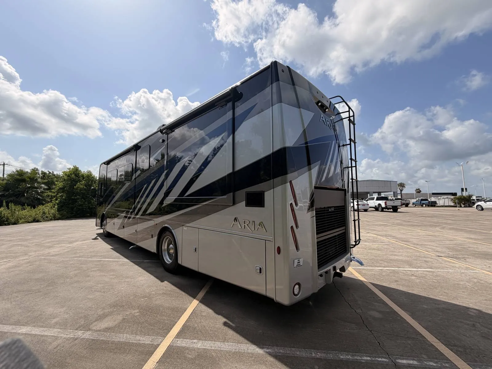 2026 Thor Motor Coach Aria 3702 - Photo 4