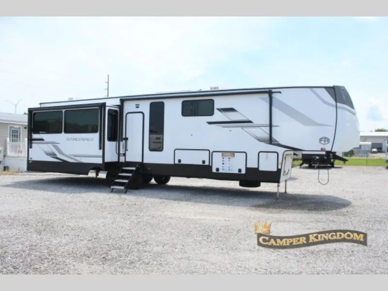 2026 Forest River Sandpiper 3900HBLR - Photo 4