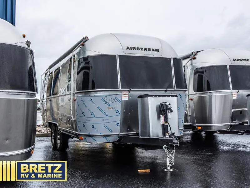 2025 Airstream Trade Wind 23FB - Photo 2