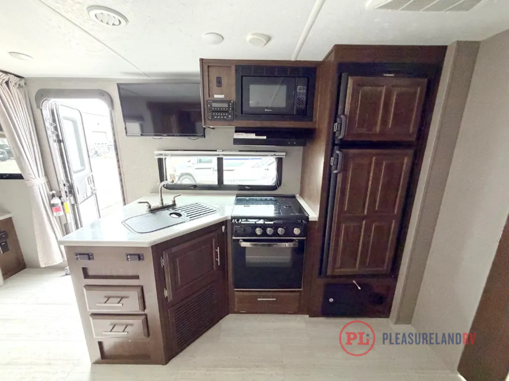 2019 Forest River Rockwood Mini Lite 2507S, Photos photo 14