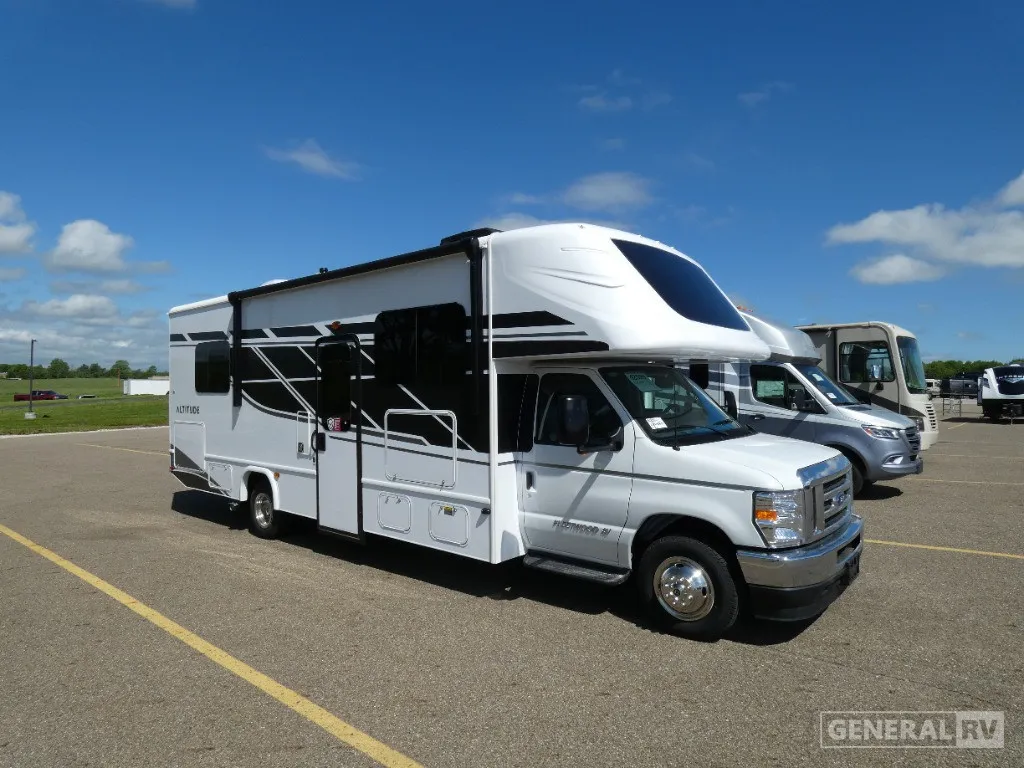 2026 Fleetwood Altitude 29F - Photo 2