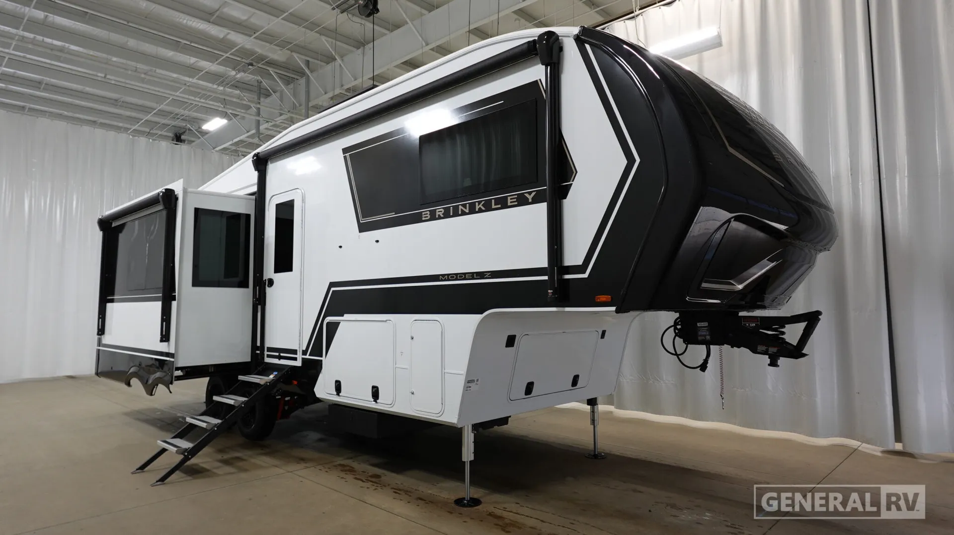 2027 Brinkley Model Z 2700 - Photo 2