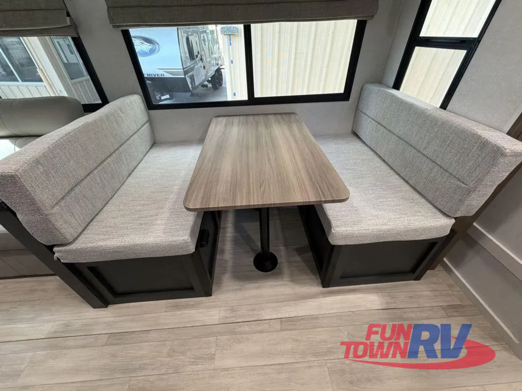 2027 Forest River Vibe 3400SB, Photos photo 13