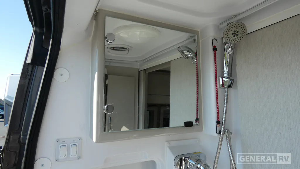 2021 Thor Motor Coach Tellaro 20LT, Photos photo 21