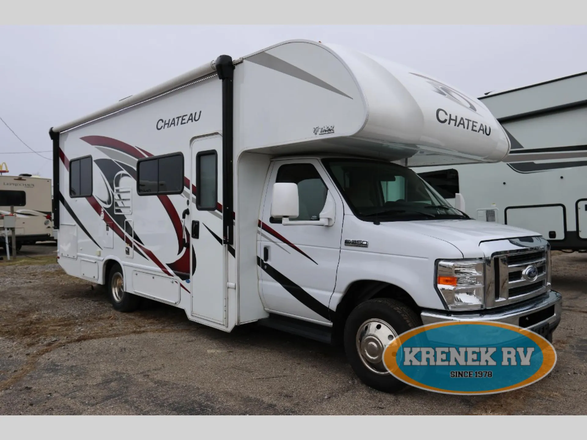 2021 Thor Motor Coach Chateau 25V - Photo 2