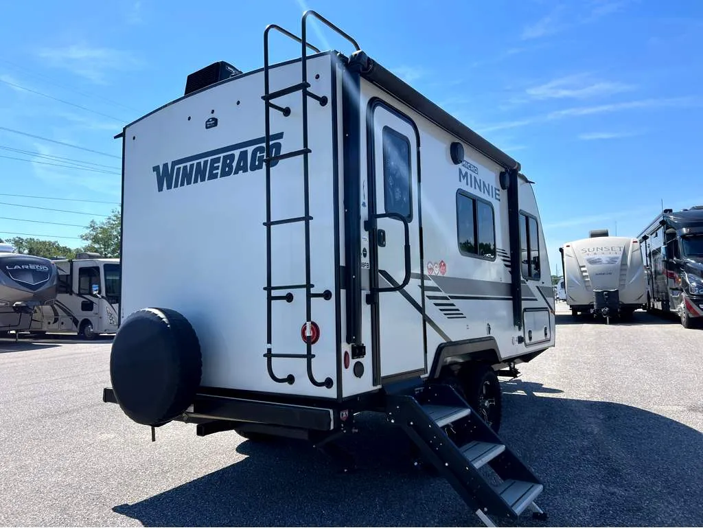 2022 Winnebago Minnie Winnie 1708FB - Photo 4