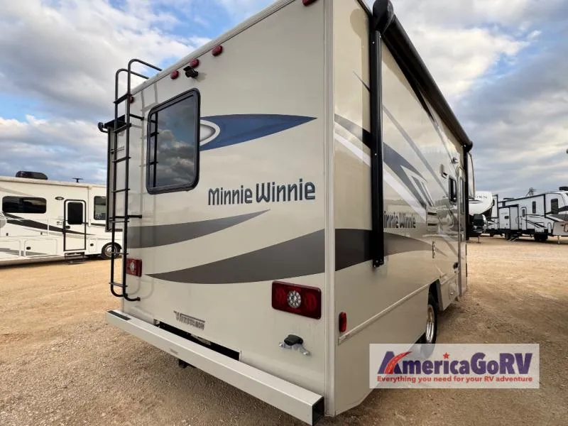 2023 Winnebago Minnie Winnie 22M - Photo 4