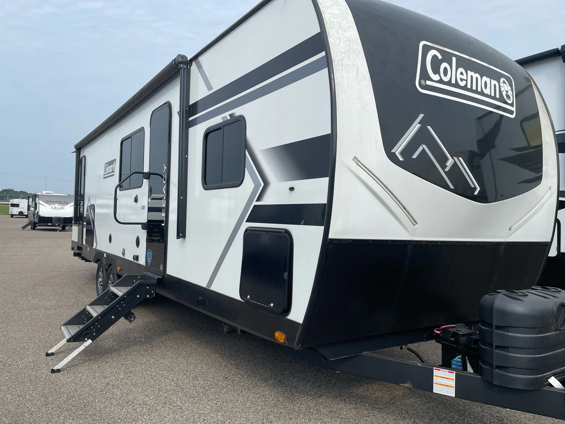 2025 Keystone Coleman Legacy 2900BH - Photo 2