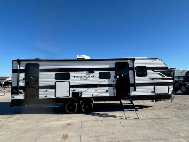 2026 Grand Design Transcend Xplor 27DBX - Photo 2