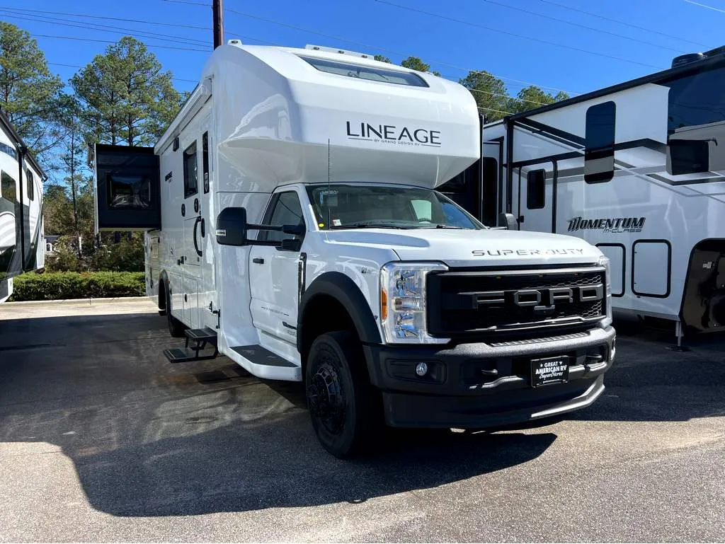 2026 Grand Design Lineage Series F 31ZW - Photo 2