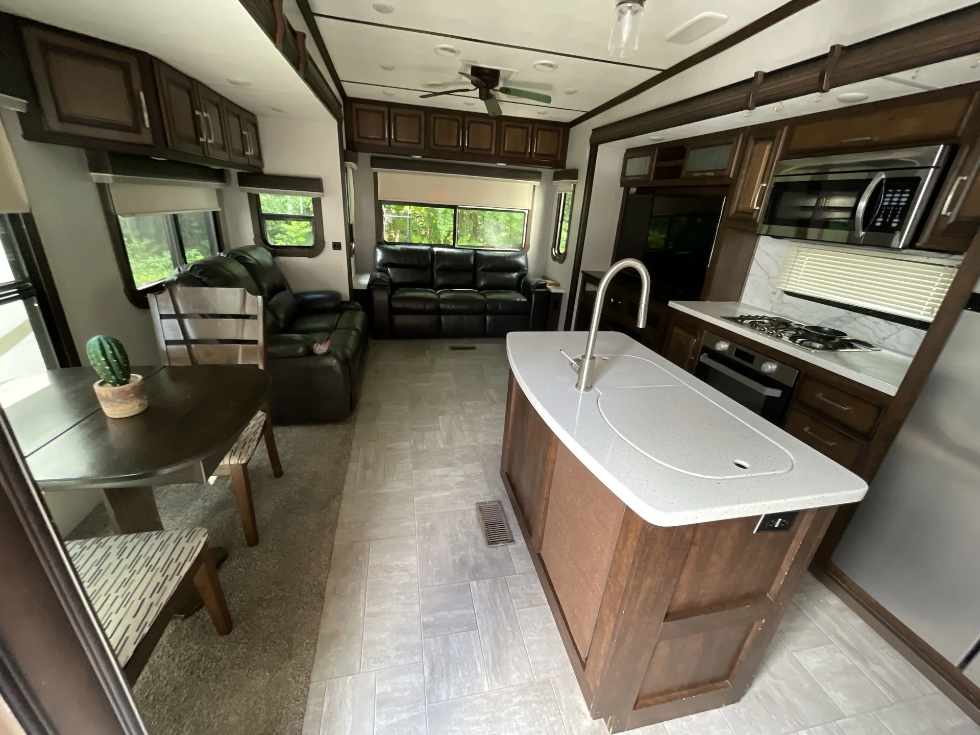 2020 Heartland Big Country 3155RLK — living area main