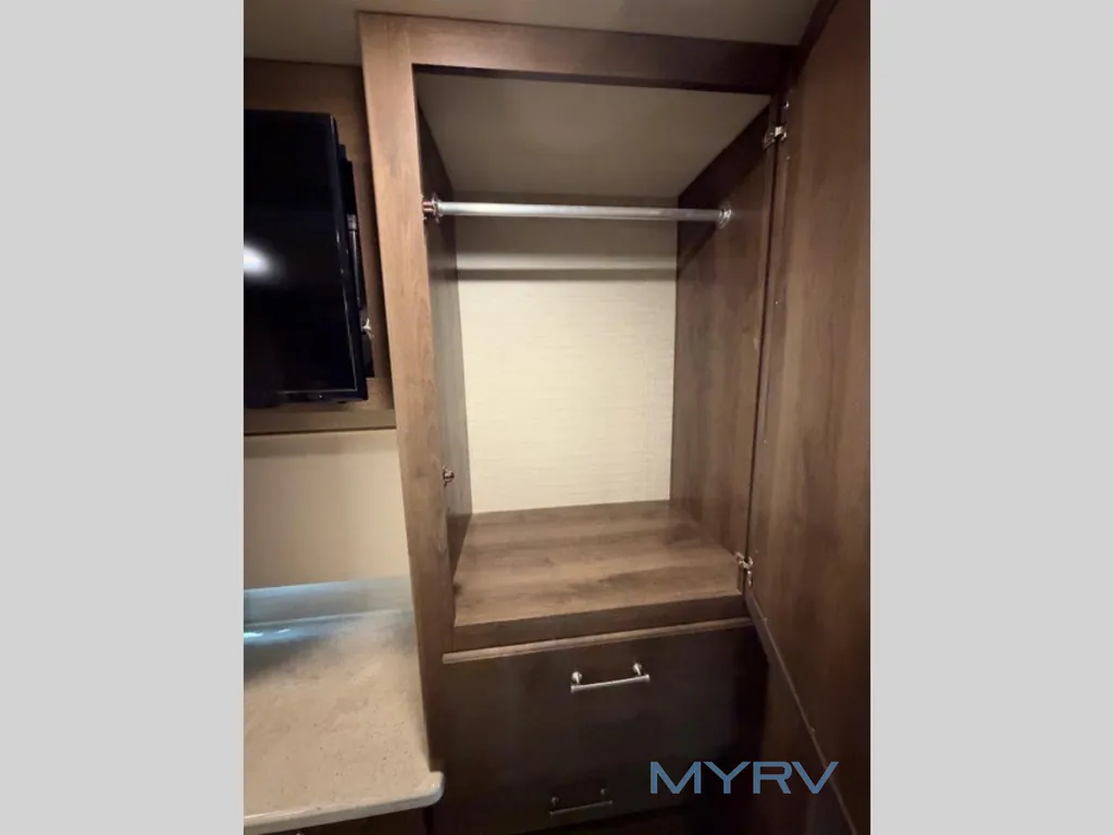 2019 Entegra Coach Emblem 36U, Photos photo 41