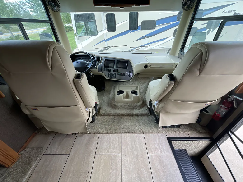 2016 Tiffin Open Road Allegro 34 PA, Photos photo 19