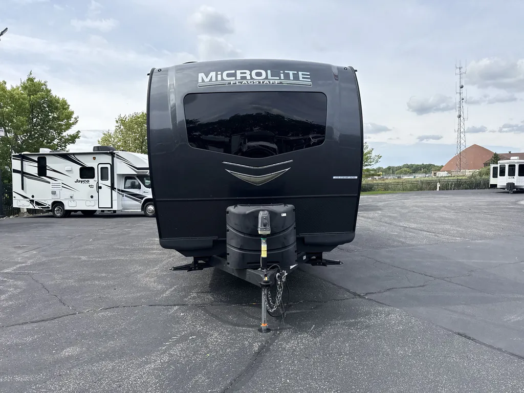 2022 Forest River Flagstaff Micro Lite 25FKS, Photos photo 4